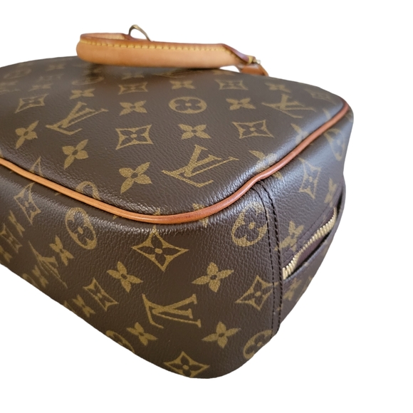 Louis Vuitton Monogram Trouville Handbag - Picture 4 of 16